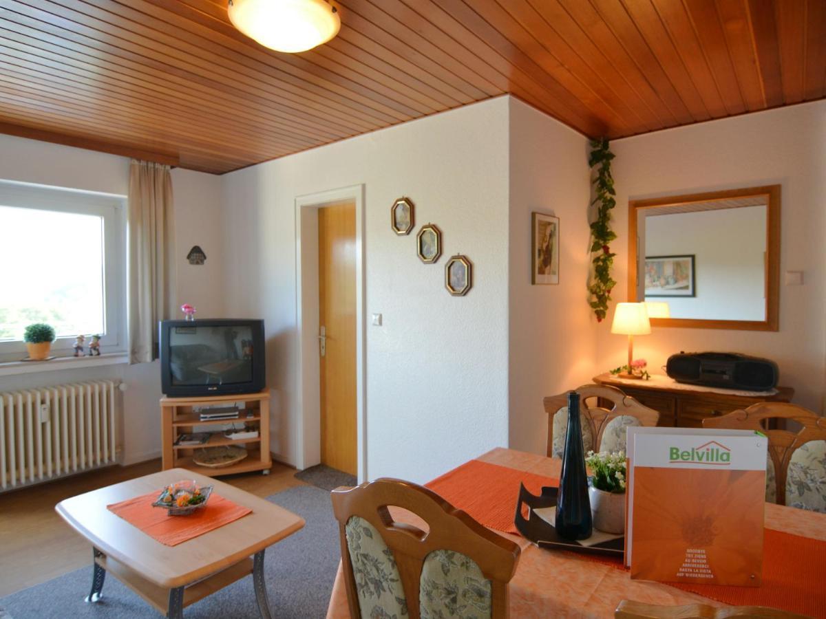 Serene Apartment In Meschede With Balcony Grevenstein Quarto foto